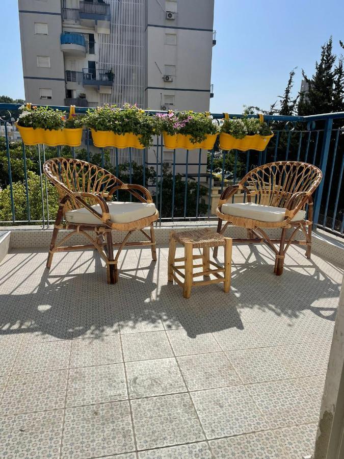 דירות חיפה נופש ליד הים בת גלים מראה חיצוני תמונה